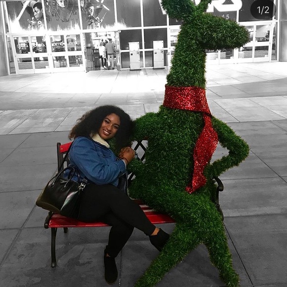 SOLD* Givenchy Antigona Bag - Picture 2 of 8